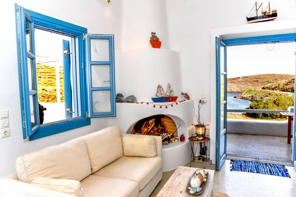 Villa Niloya Kythnos Loutra  Exterior photo